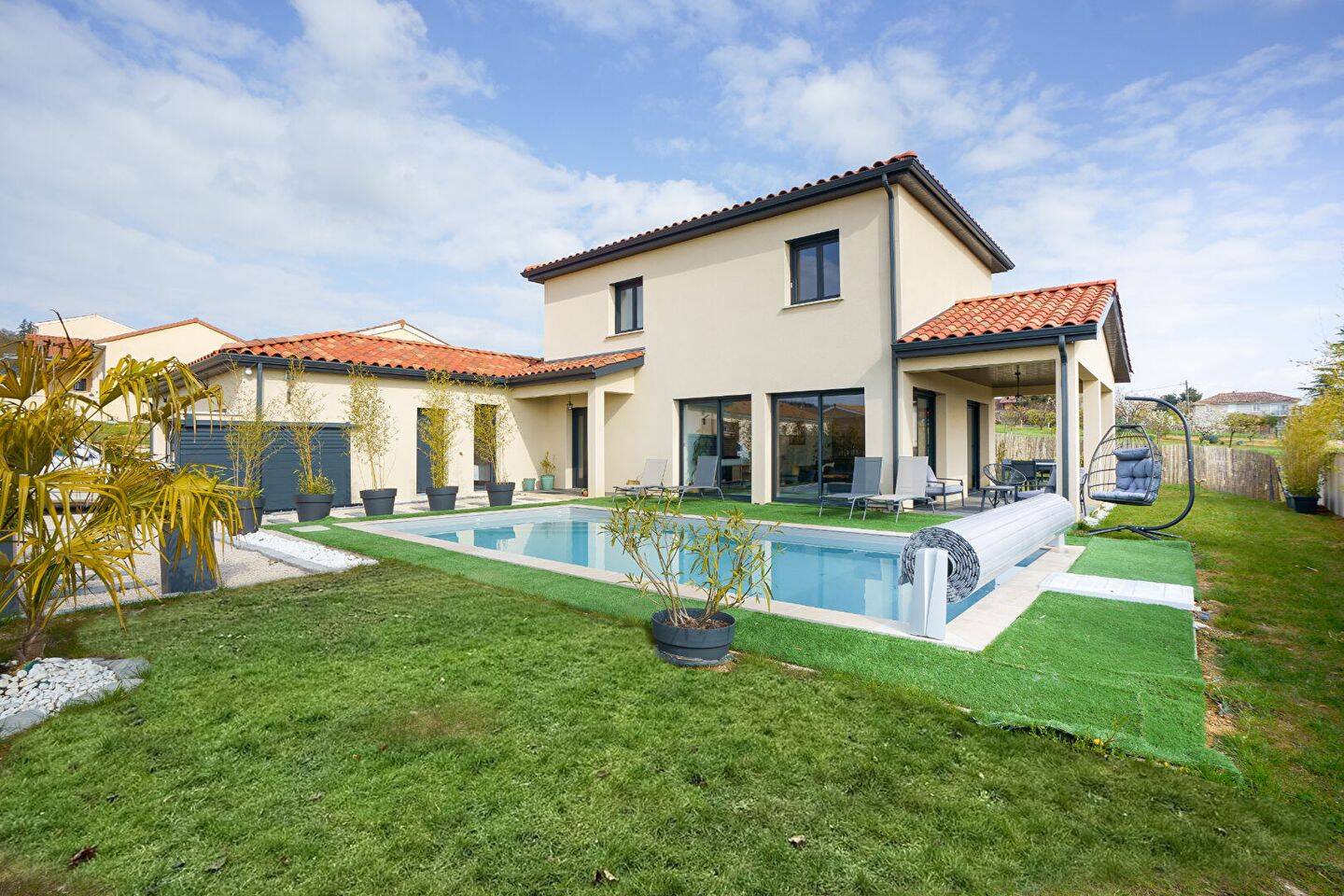 Maison 5 pièces 150 m² · à Hurigny · 150 m² · 460 000 €