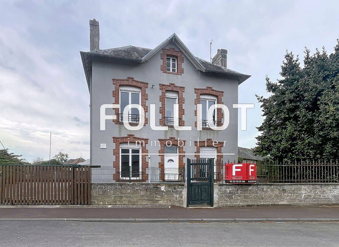 Maison 5 pièces 128 m² · à Quettreville-sur-Sienne · 128 m² · 107 500 €