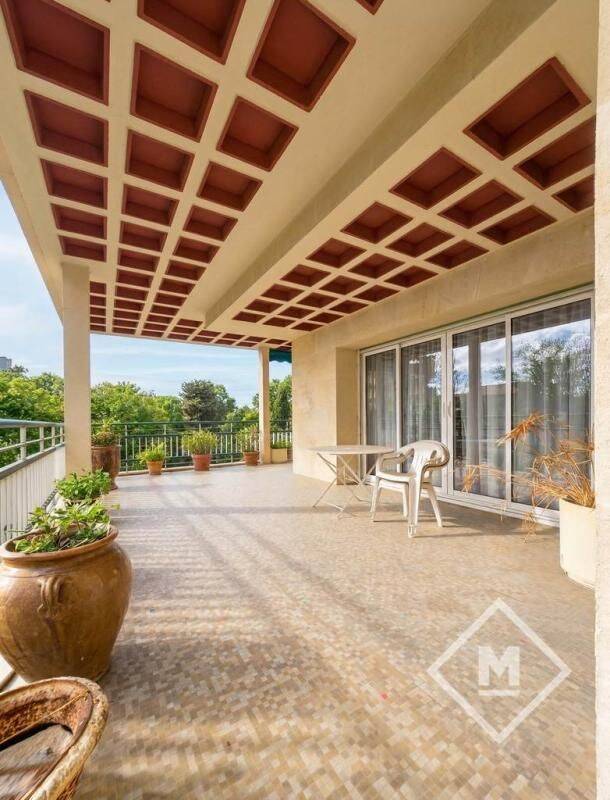 Appartement 4 pièces 175 m² · à Marseille 8ème Arrondissement · 175 m² · 790 000 €