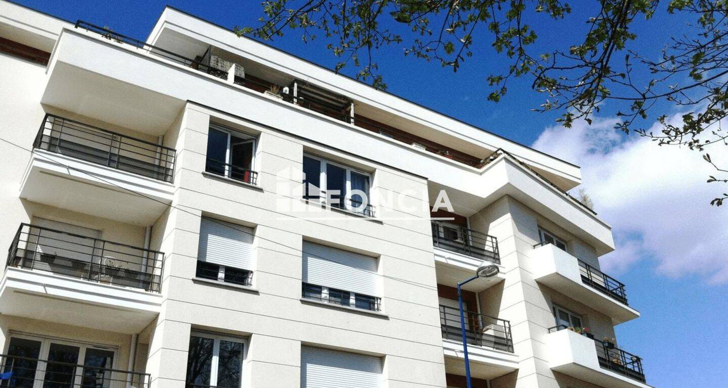 Appartement 4 pièces 90 m² · à Clamart · 89,8 m² · 2 226 €/mois
