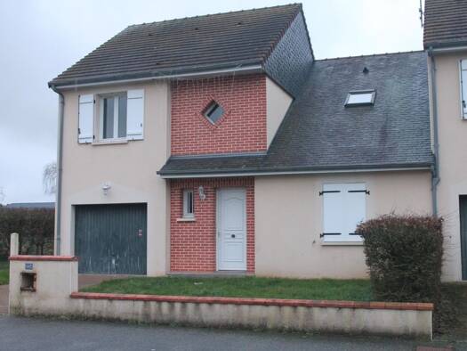 Pavillon à vendre 148 500 € 5 pièces 3 chambres 93 m² 180 m² de terrain Sées 61500