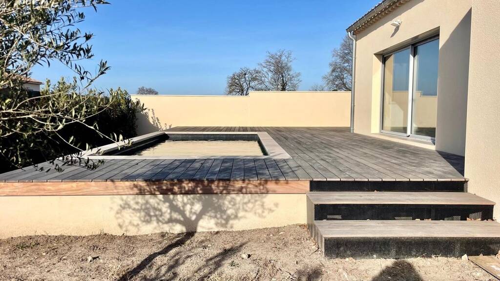 Maison à vendre - neuf 577 000 € 5 pièces 4 chambres 140 m² 600 m² de terrain Saint Antoine L'Isle-sur-la-Sorgue 84800
