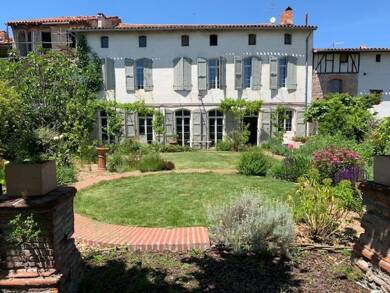 Hôtel particulier à vendre 500 000 € 12 pièces 6 chambres 475 m² 934 m² de terrain Mazeres 09270