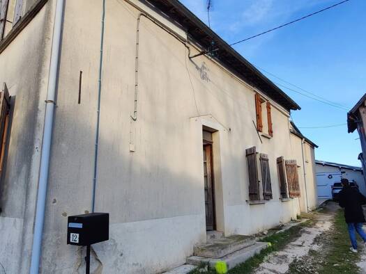 Maison à vendre 70 000 € 4 pièces 3 chambres 98 m² 123 m² de terrain Brégy 60440