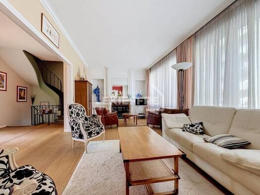 Maison de ville à vendre 675 000 € 5 pièces 4 chambres 173 m² Berckem-Kleber-Saint Charles La Madeleine 59110
