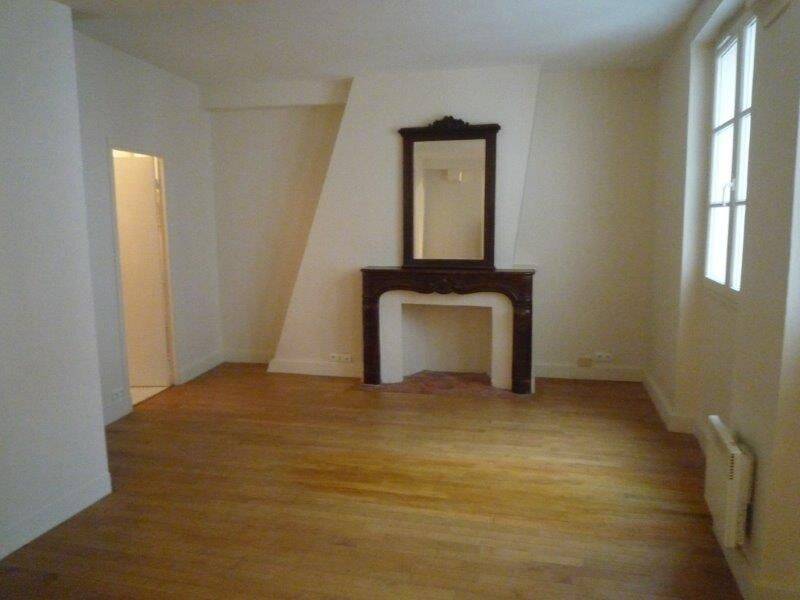 Appartement 1 pièce 34 m² · à Paris 5ème Arrondissement · 33,5 m² · 1 260 €