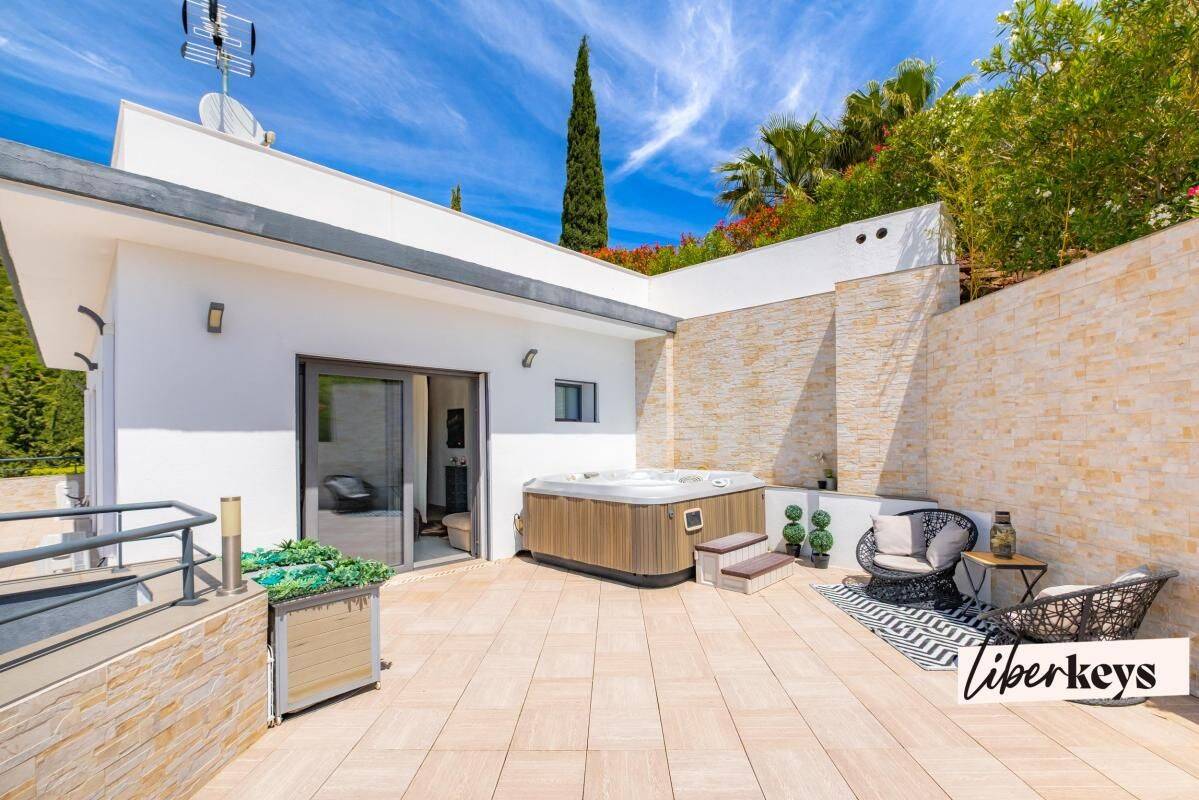 Maison 5 pièces 190 m² · à Saint-Raphaël · 190 m² · 1 330 000 €