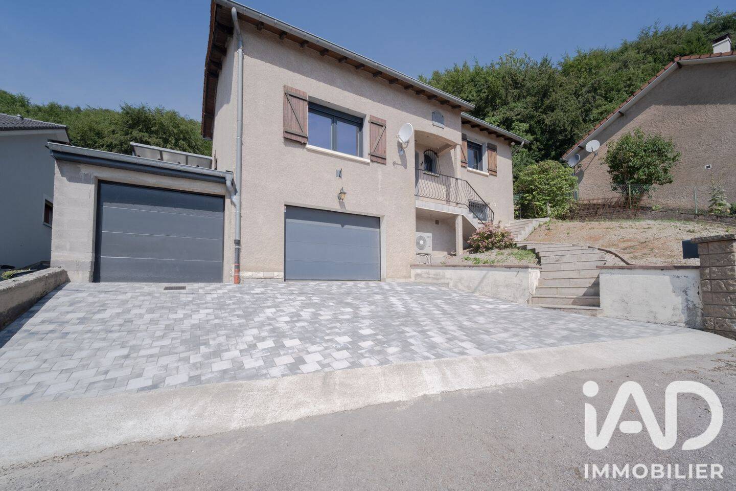 Maison 8 pièces 170 m² · à Nilvange · 170 m² · 427 000 €