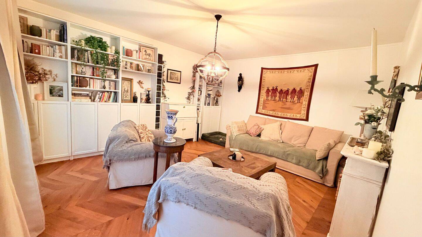 Appartement 2 pièces 55 m² · à Versailles · 55 m² · 1 200 €