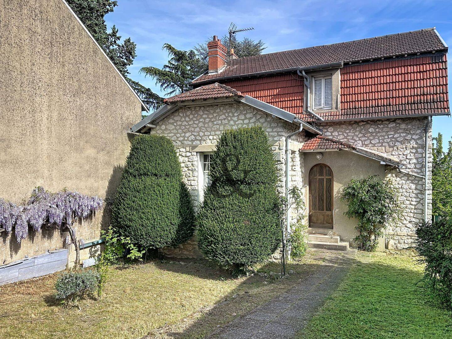 Maison 4 pièces 89 m² · à La Chaussée-Saint-Victor · 89,1 m² · 144 000 €