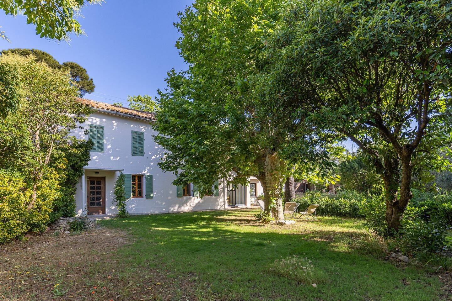 Maison 4 pièces 155 m² · à Marseille 9ème Arrondissement · 155 m² · 2 800 €