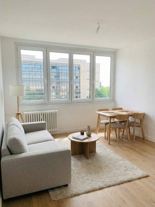 Appartement 4 pièces 57 m² · à Dijon · 57 m² · 990 €