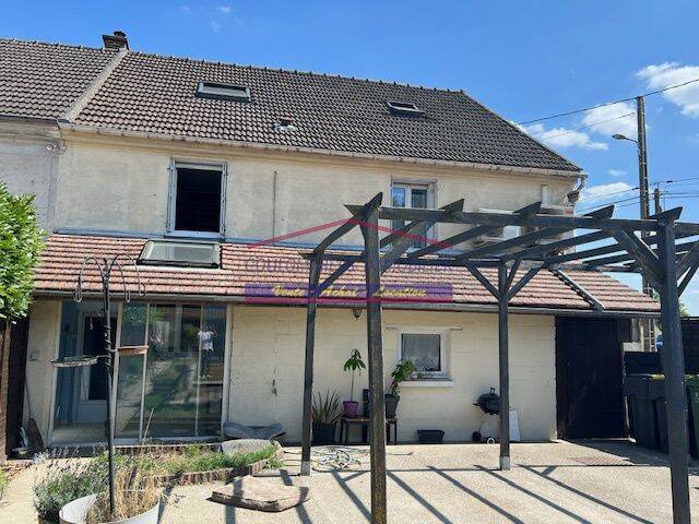 Maison 4 pièces 165 m² · à Boissy-le-Châtel · 165 m² · 229 000 €
