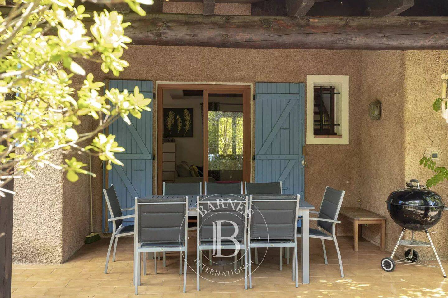 Maison 13 pièces 250 m² · à Zonza · 250 m² · 990 000 €