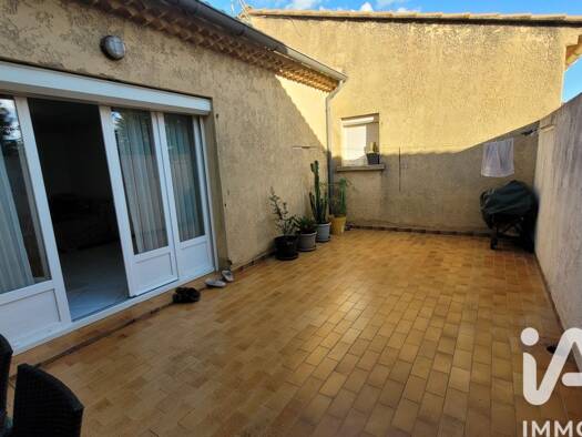 Appartement à vendre 195 000 € 4 pièces 3 chambres 132 m² Étage 1/2 Hôtel de Ville Morières-lès-Avignon 84310