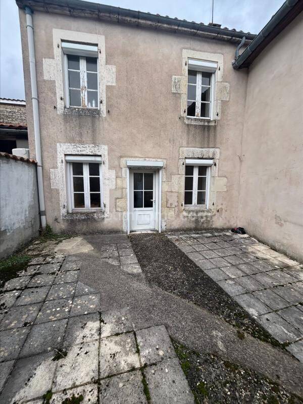 Maison 5 pièces 120 m² · à Xambes · 120 m² · 100 580 €