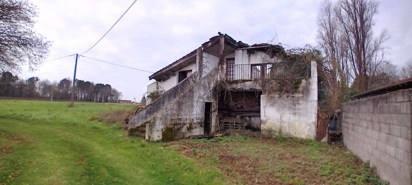 Maison 4 pièces 150 m² · à Pugnac · 150 m² · 87 000 €