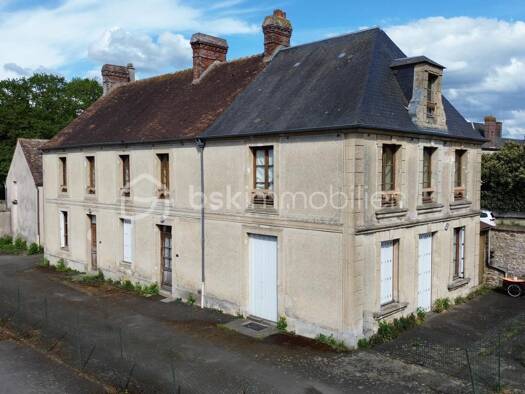 Immeuble à vendre 130 000 € 248 m² Mortrée 61570