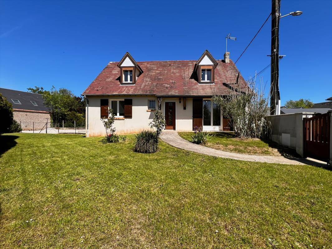 Maison 4 pièces 121 m² · à Patay · 121 m² · 212 000 €