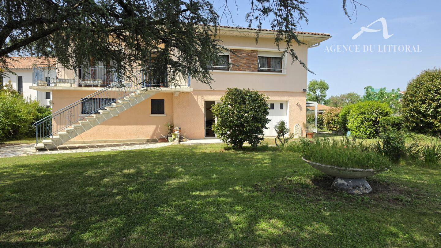 Maison 6 pièces 202 m² · à Andernos-les-Bains · 202 m² · 575 000 €