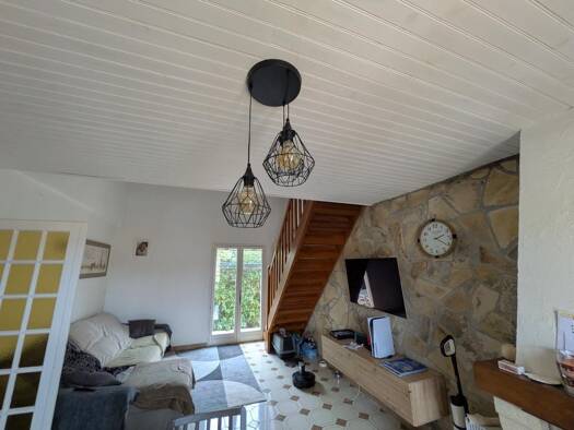 Maison de ville à louer 1 510 € 4 pièces 3 chambres 84 m² 430 m² de terrain Billette-La Foux Teissonniere Draguignan 83300