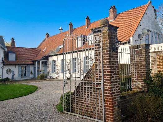 Demeure à vendre 1 680 000 € 14 pièces 6 chambres 452 m² 110 000 m² de terrain Lecelles 59226