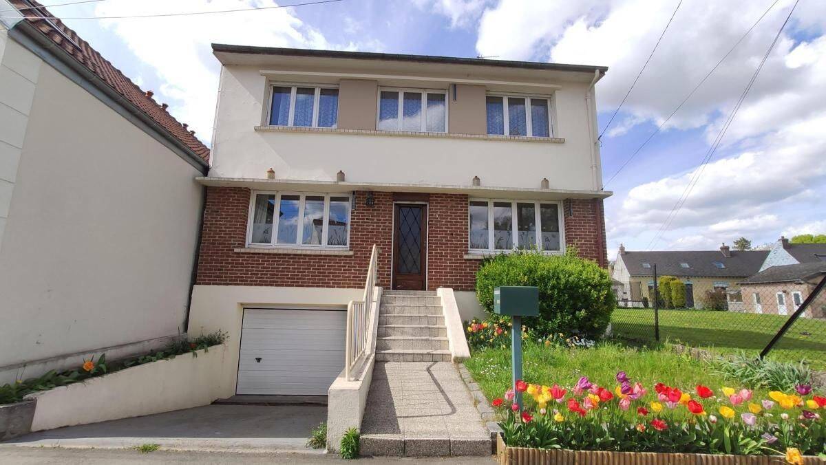 Maison 6 pièces 102 m² · à Ficheux · 102 m² · 172 000 €
