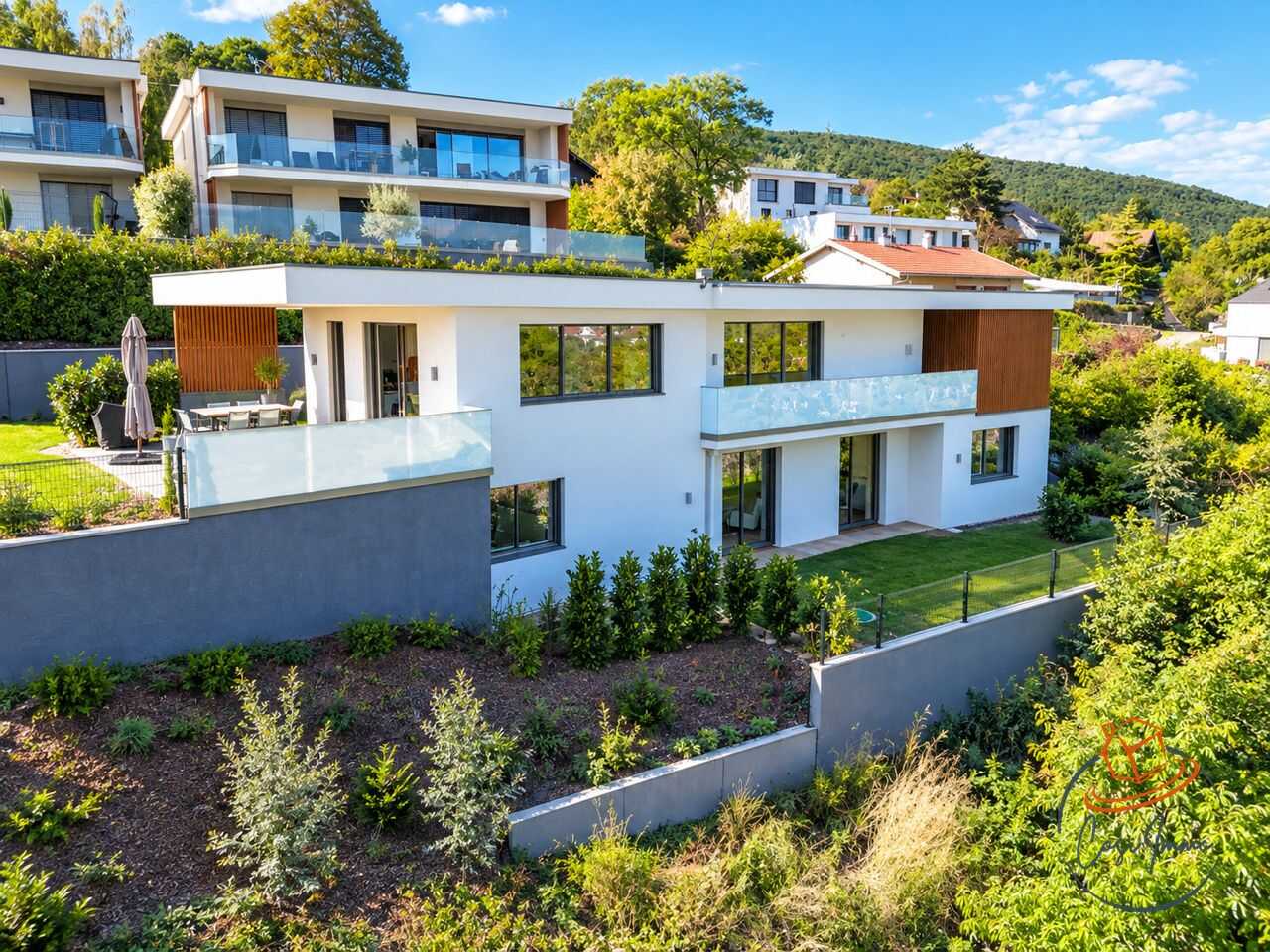 Maison 5 pièces 185 m² · à Grilly · 185 m² · 1 220 000 €