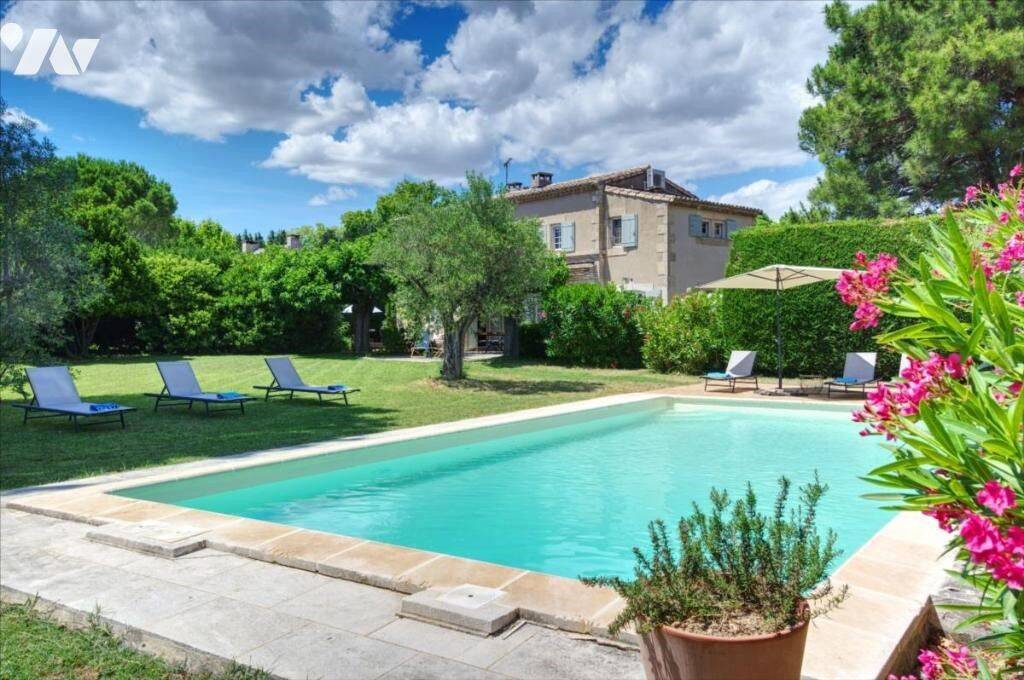 Maison 6 pièces 169 m² · à Paradou · 169 m² · 1 260 000 €