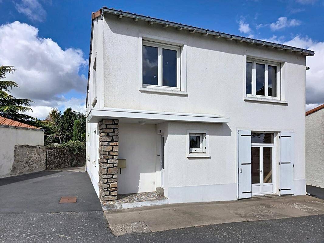 Maison 5 pièces 111 m² · à Chanverrie · 111 m² · 152 000 €