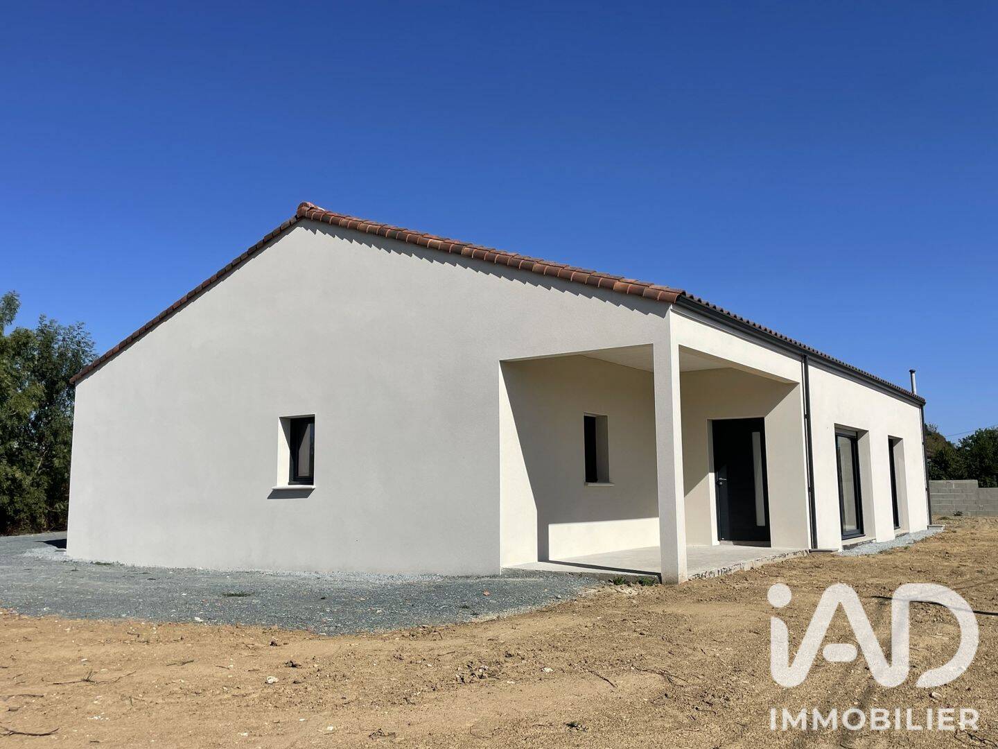 Maison 5 pièces 125 m² · à Loge-Fougereuse · 125 m² · 159 500 €