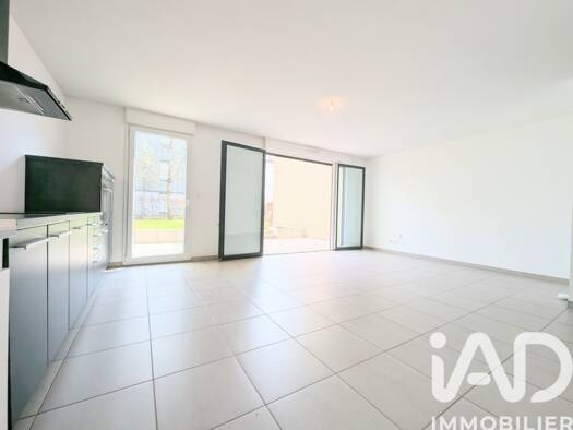 Appartement à vendre 230 000 € 3 pièces 2 chambres 67 m² RDC/3 La Seille-Rive Gauche Marly 57155