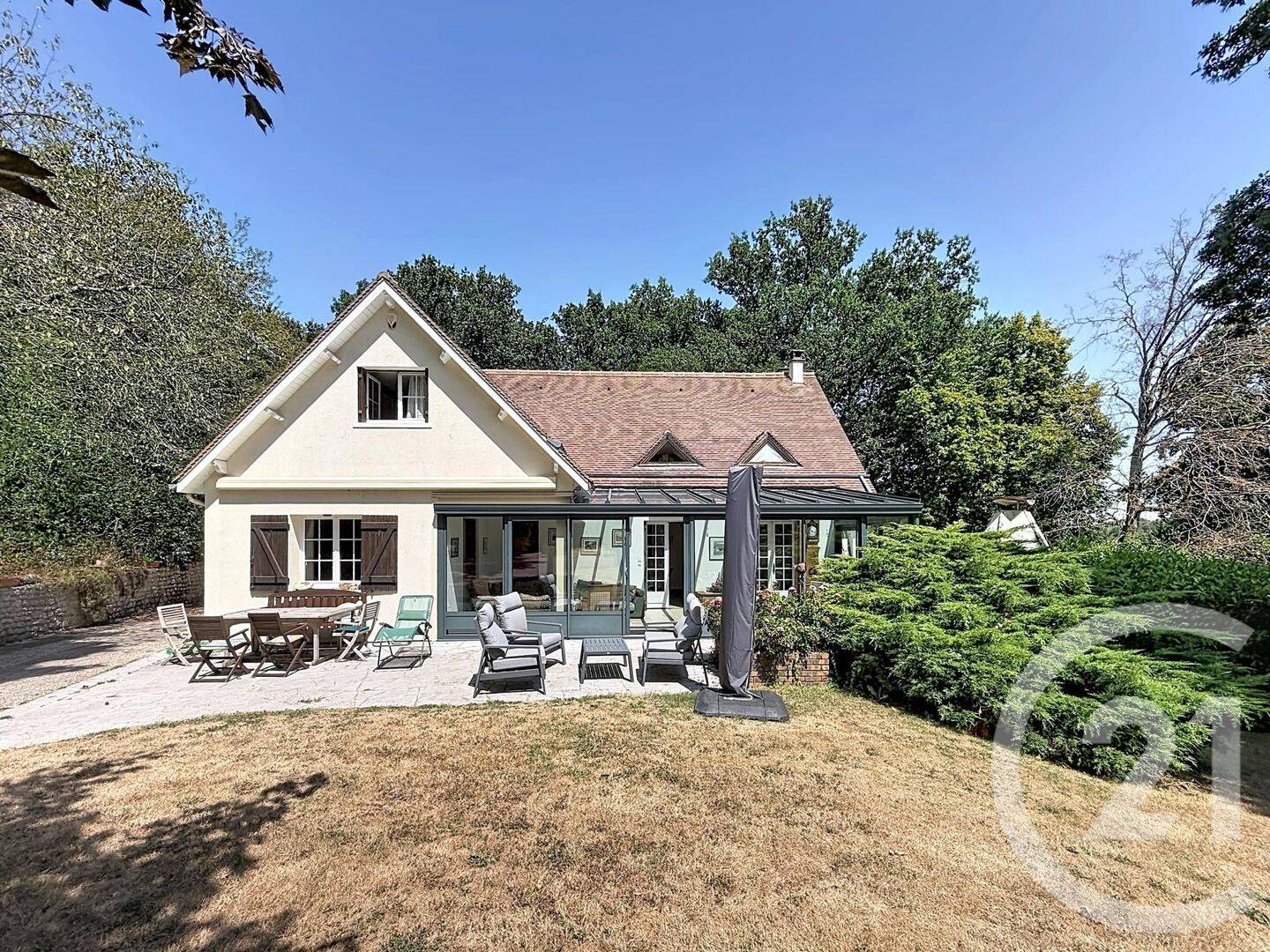 Maison 7 pièces 197 m² · à Chartres · 197 m² · 449 900 €