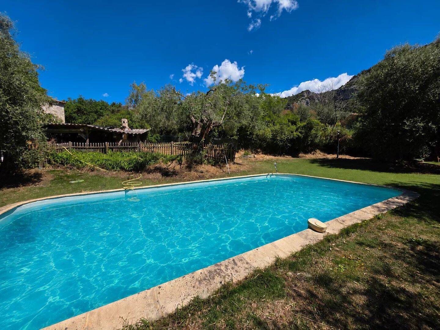 Maison 9 pièces 270 m² · à Tourrette-Levens · 270 m² · 990 000 €