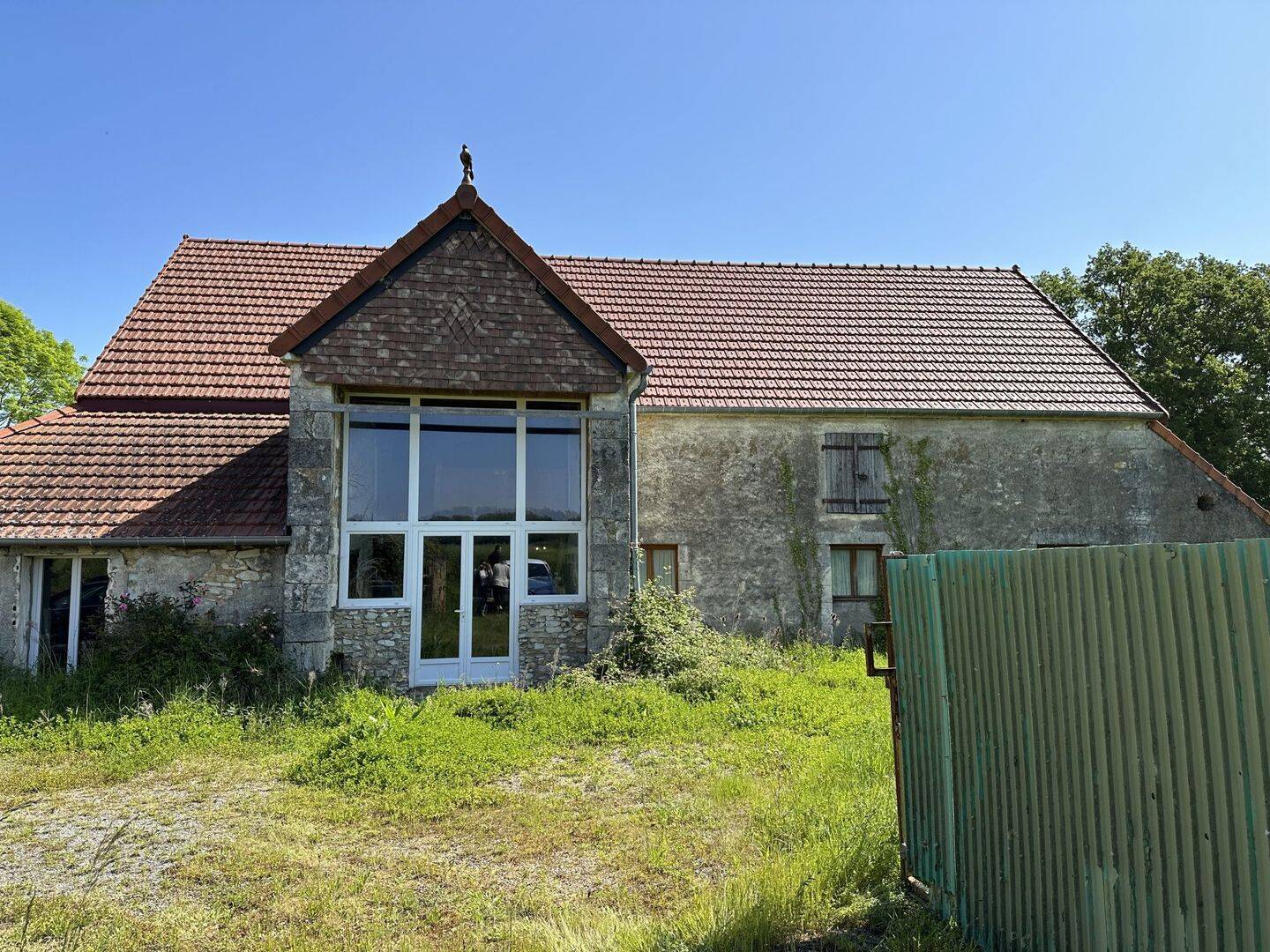 Maison 6 pièces 170 m² · à Touchay · 170 m² · 96 000 €