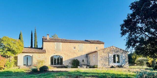 Maison 8 pièces 385 m² · à Ménerbes · 385 m² · 2 495 000 €