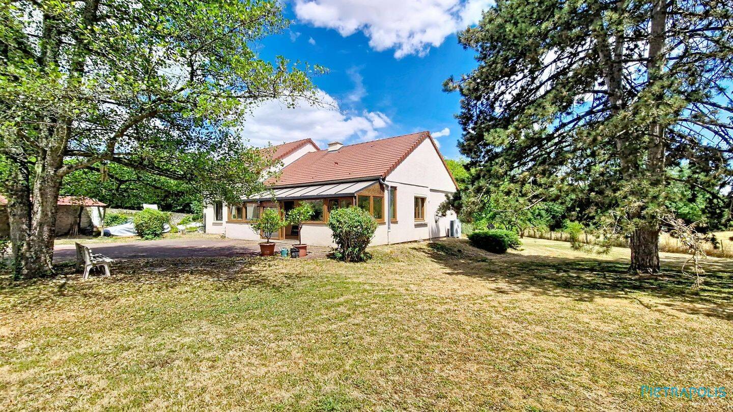 Maison 6 pièces 150 m² · à Paris-l'Hôpital · 150 m² · 250 000 €