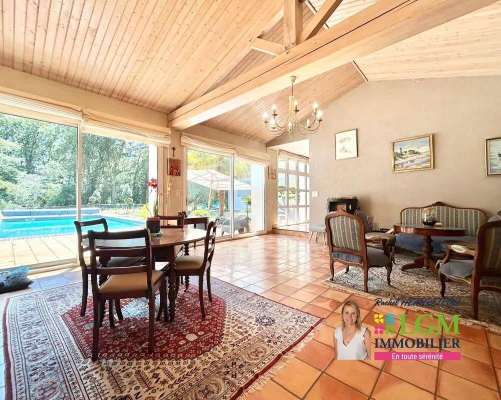 Maison 7 pièces 234 m² · à Venansault · 234 m² · 563 000 €
