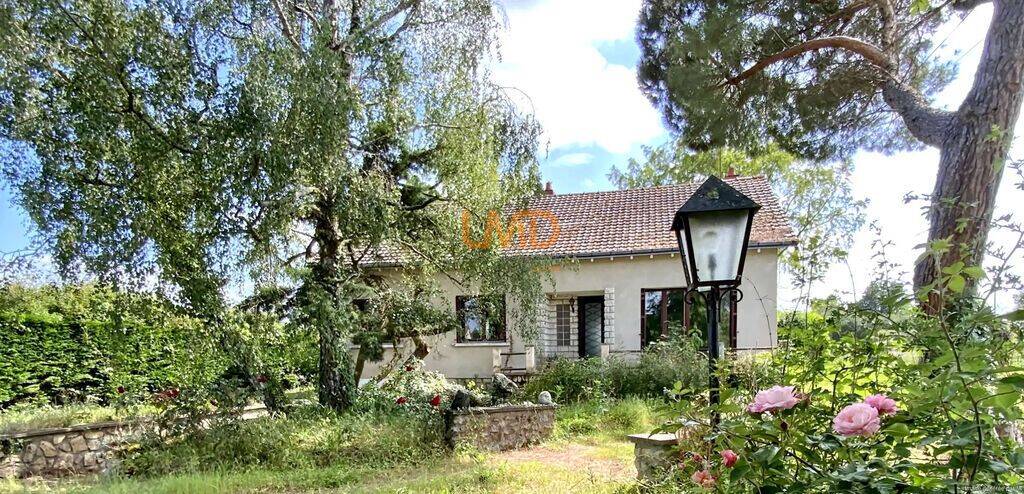 Maison 7 pièces 144 m² · à Le Blanc · 144 m² · 154 000 €