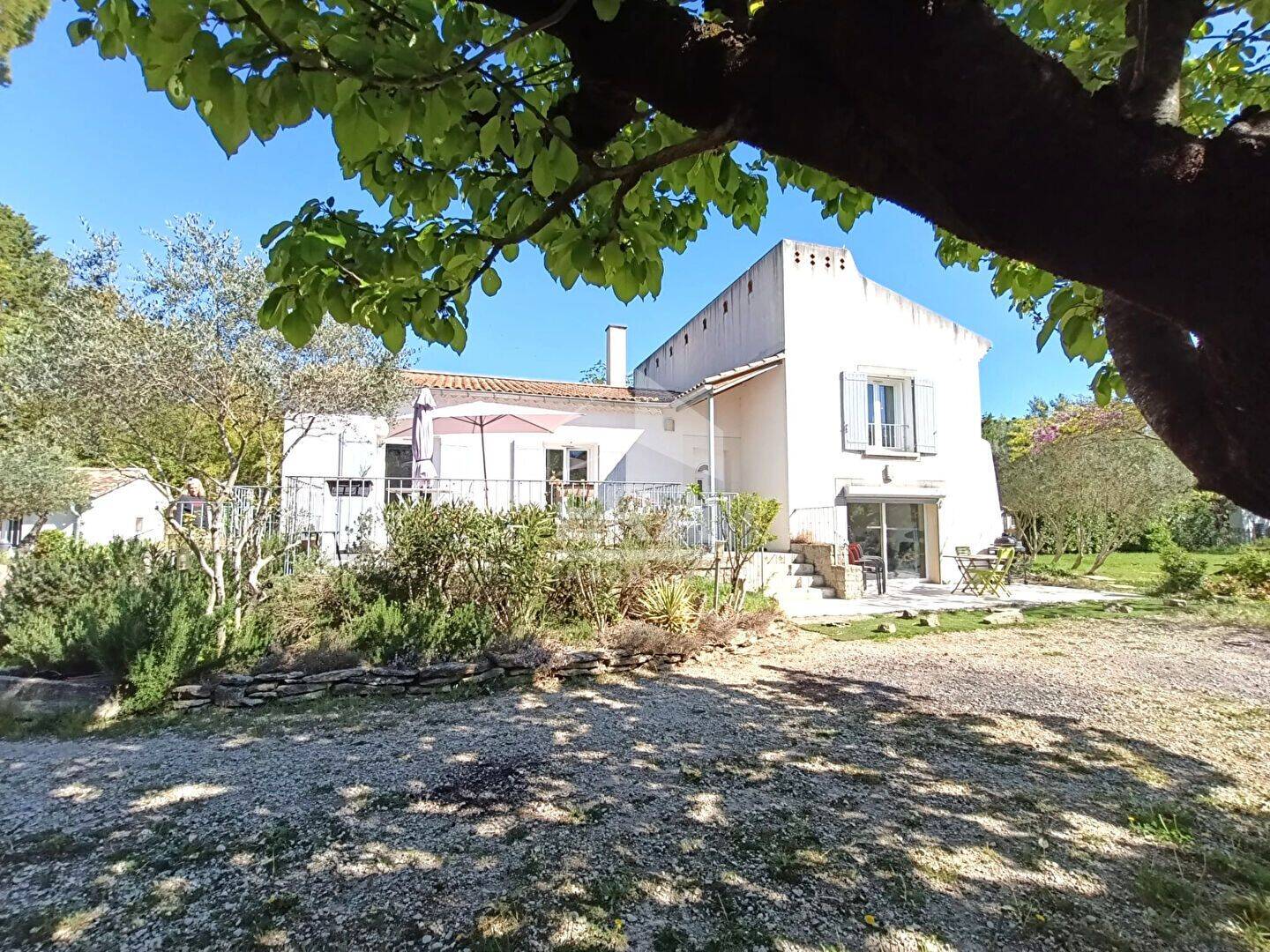 Maison 5 pièces 137 m² · à L'Isle-sur-la-Sorgue · 137 m² · 435 000 €