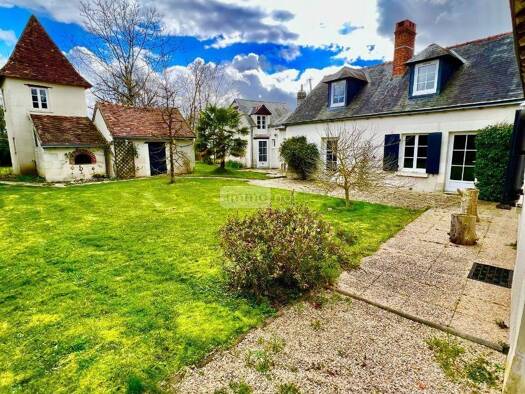 Maison à vendre 289 900 € 10 pièces 5 chambres 180 m² 4 173 m² de terrain Écueillé 36240