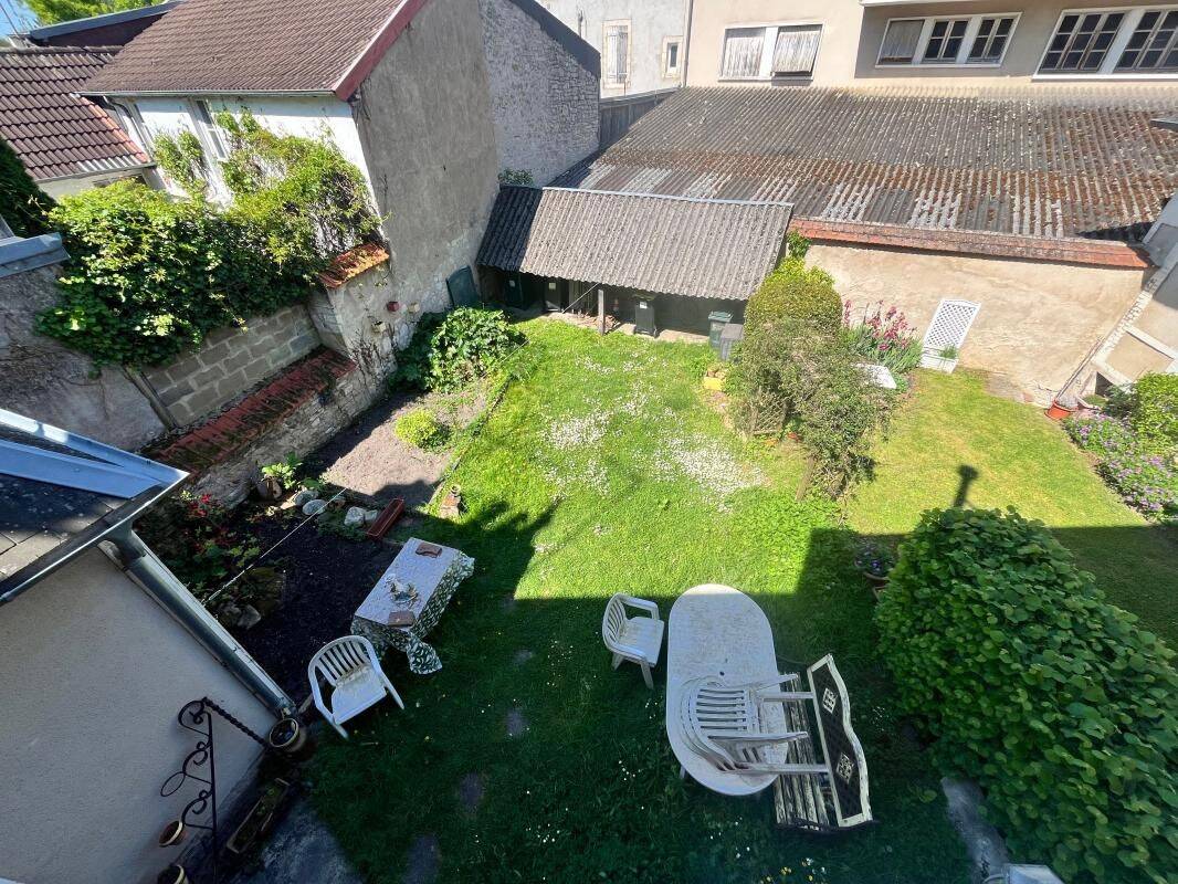 Appartement 3 pièces 67 m² · à Bourges · 67 m² · 100 000 €