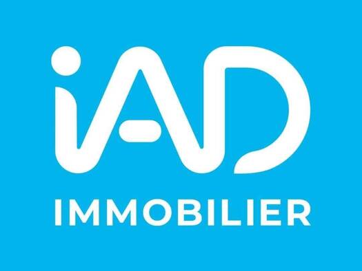 Loft à louer 1 380 € 2 pièces 1 chambre 250 m² RDC Beaucouzé 49070