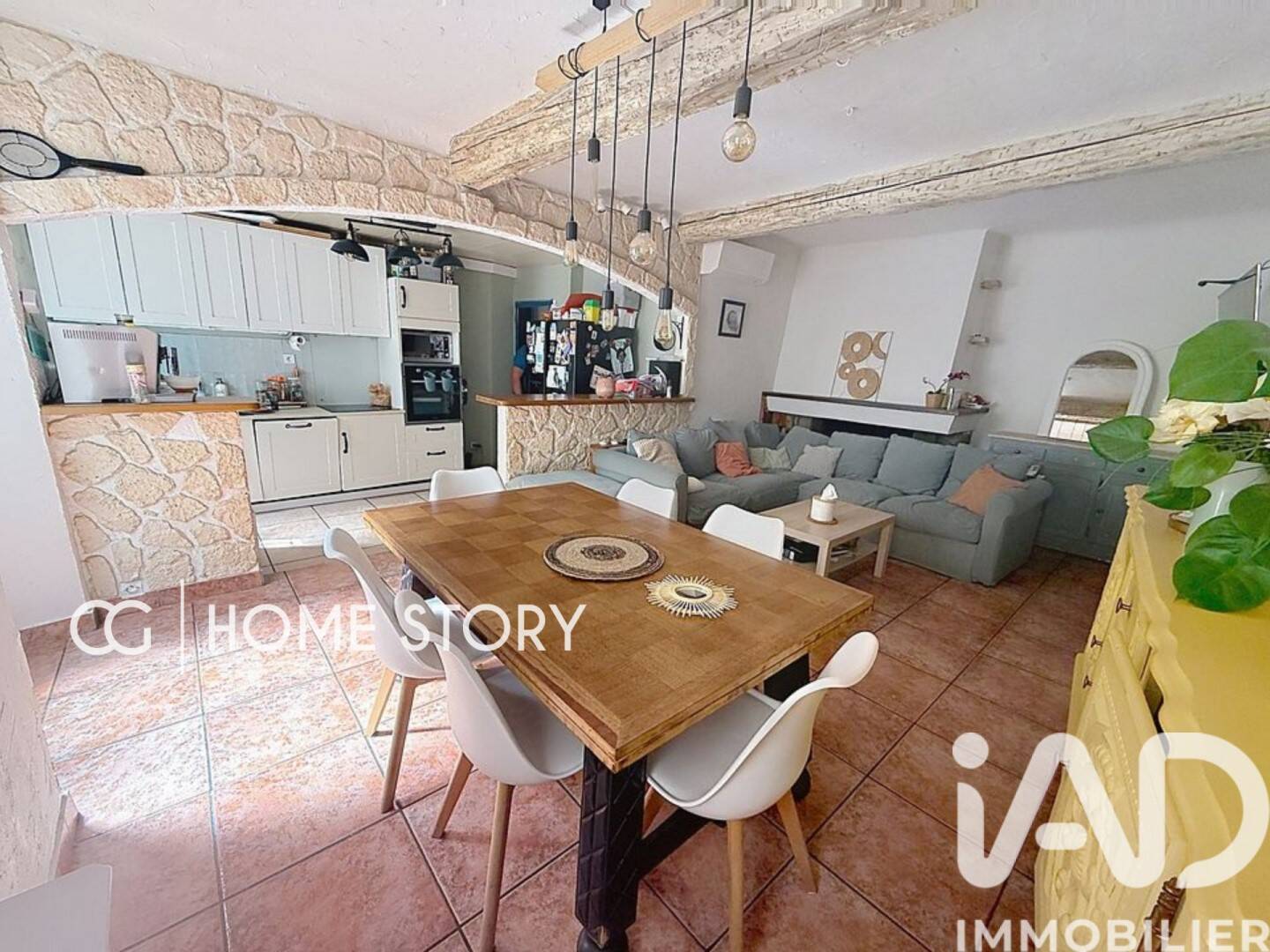 Maison 5 pièces 142 m² · à Solliès-Toucas · 141,8 m² · 266 000 €