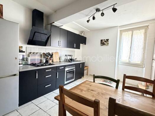 Maison à vendre 189 000 € 4 pièces 3 chambres 103 m² 192 m² de terrain Pézilla-la-Rivière 66370