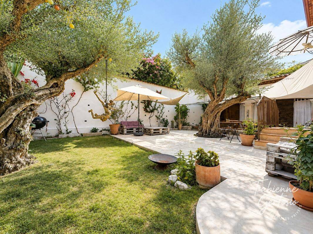 Maison 5 pièces 138 m² · à Toulon · 138 m² · 790 000 €