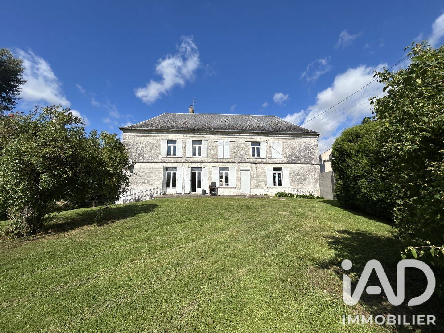 Maison 8 pièces 300 m² · à Aubigny-en-Artois · 300 m² · 315 000 €