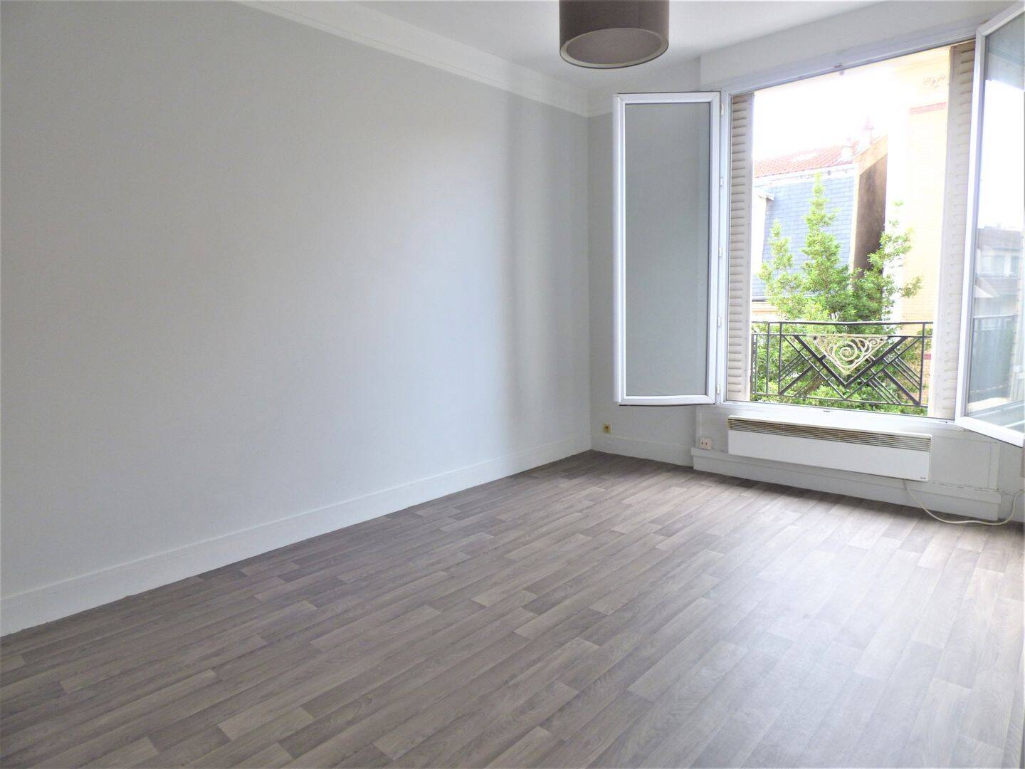 Appartement 1 pièce 23 m² · à Asnières-sur-Seine · 22,5 m² · 820 €/mois