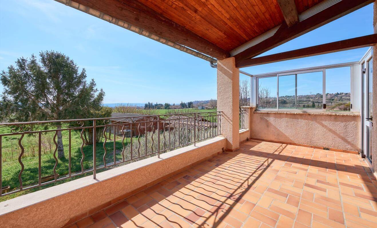 Maison 6 pièces 181 m² · à Manosque · 181 m² · 385 000 €