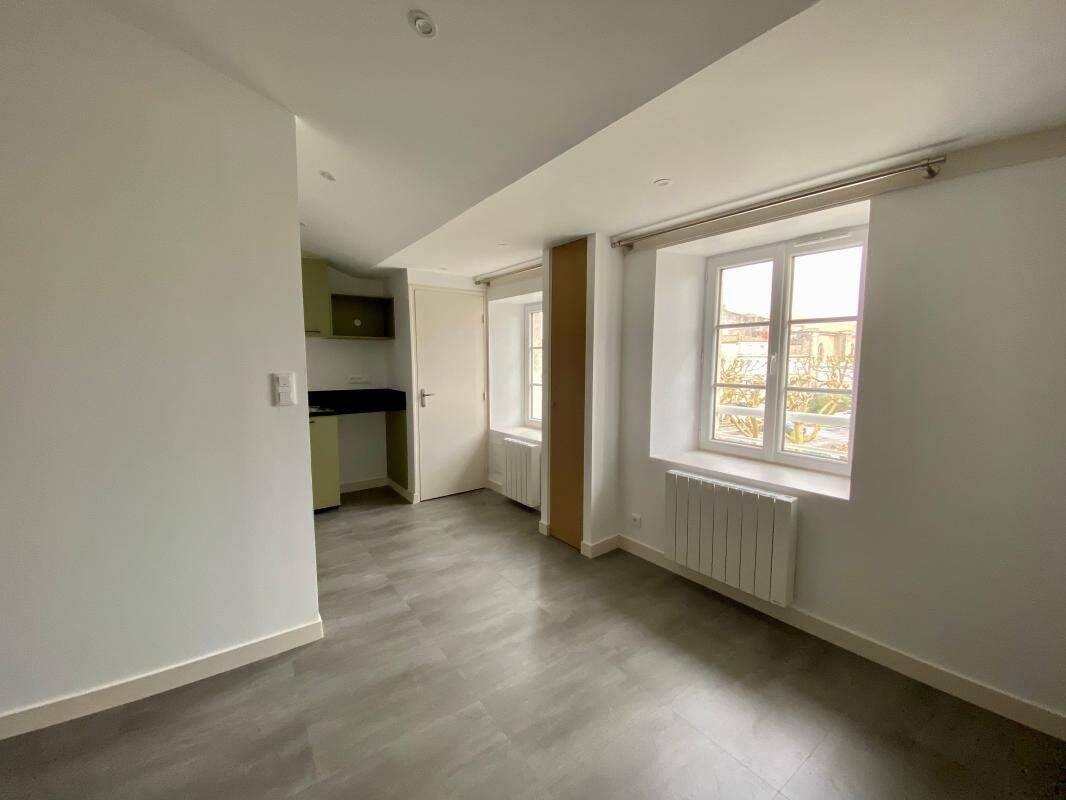 Appartement 2 pièces 56 m² · à La Rochelle · 55,7 m² · 942 €/mois